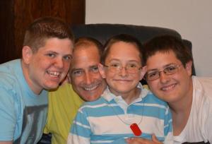 553615_3801382325047_2054365817_n