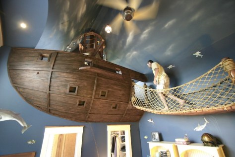 PirateShipBedroom1